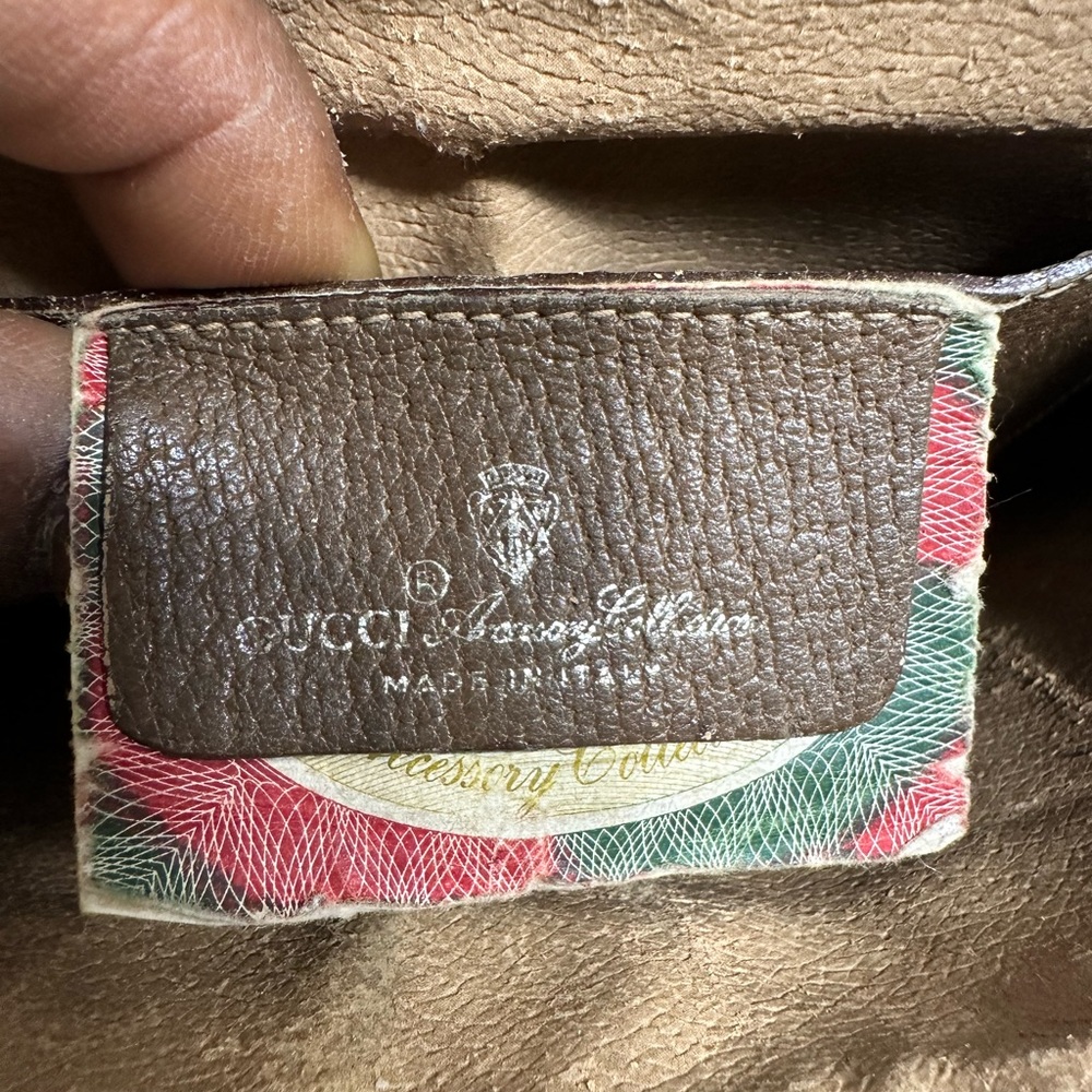 Gucci Shoulder Bag - Picture 9 of 10
